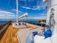 contact-yachts-clase-azul_0012