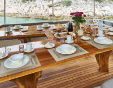 contact-yachts-fortuna_0023