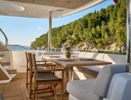 contact-yachts-hideaway_0015