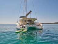 contact-yachts-aura_0003
