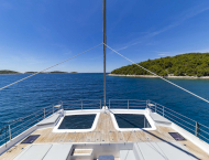 contact-yachts-mr-si_0011