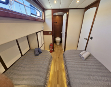 contact-yachts-arni_0024