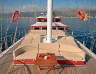 contact-yachts-sole_0020