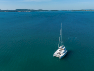 contact-yachts-champagne-please_0014