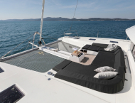 contact-yachts-champagne-please_0027
