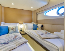 contact-yachts-viva_0008