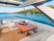 contact-yachts-omr-group_0011