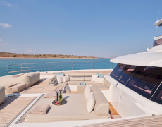 contact-yachts-elly_0001