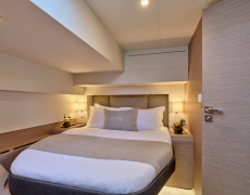 contact-yachts-elly_0007