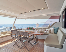 contact-yachts-elly_0016