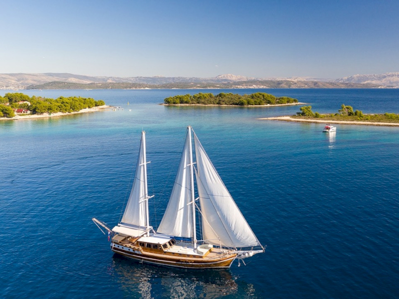 contact-yachts-andi-star_0004