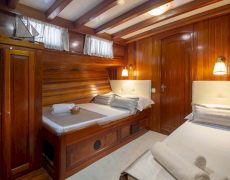 contact-yachts-andi-star_0009