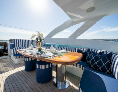 contact-yachts-lumir_0007