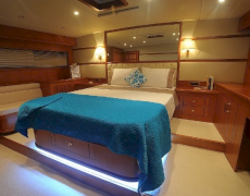 contact-yachts-tango-charlie_0002