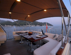 contact-yachts-tango-charlie_0009
