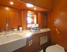 contact-yachts-tango-charlie_0017