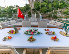 contact-yachts-blue-heaven-026