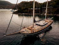contact-yachts-blue-heaven-027