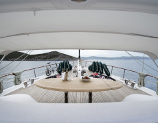 contact-yachts-ecce-navigo-003