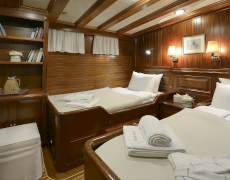 contact-yachts-ecce-navigo-046