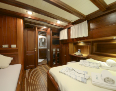 contact-yachts-ecce-navigo-052