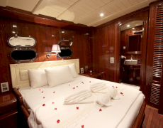 Luxury charter gulet yacht Kaya Guneri Plus for rent in Greece and Turkey