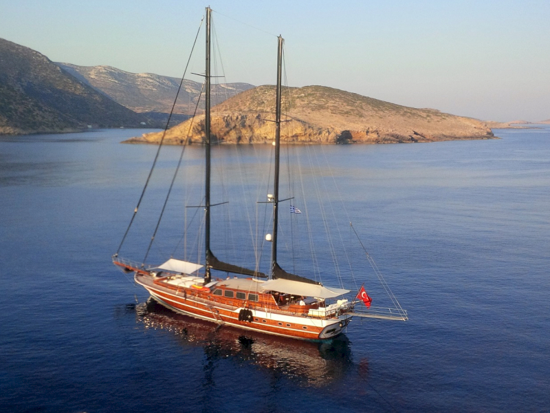 Luxury charter gulet yacht Kaya Guneri Plus for rent in Greece and Turkey