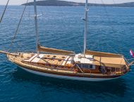 Luxury charter gulet yacht ANGELICA sailing in Croatia with Contact Yachts_21