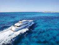 Роскошная моторная яхта в аренду в Австралии от яхтенной компании Contact Yachts Australia
