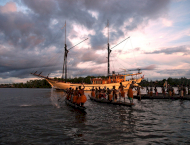 Luxury yacht charter vacation in Bali, Indonesia with a yacht Silolona