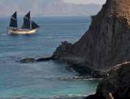 Luxury yacht charter vacation in Bali, Indonesia with a yacht Silolona
