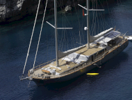 contact-yachts-silvermoon_0001