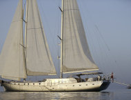 contact-yachts-silvermoon_0003