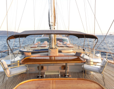 contact-yachts-silvermoon_0016