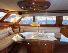 contact-yachts-silvermoon_0019