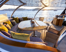 contact-yachts-silvermoon_0033