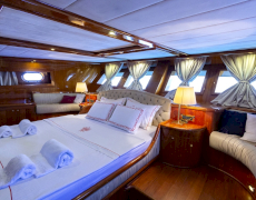 contact-yachts-silvermoon_0039