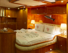 contact-yachts-silvermoon_0045