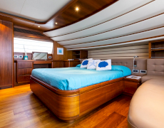 PENELOPE Motor Yacht for Rent in Italy, Sardinia, Olbia, Porto Cervo, Corsica, Naples, Amaltfi with Contact Yachts