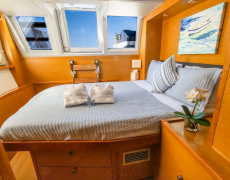 contact-yachts-sail-away_0013