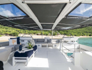 contact-yachts-dragonfly_0007