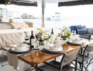 contact-yachts-dragonfly_0012