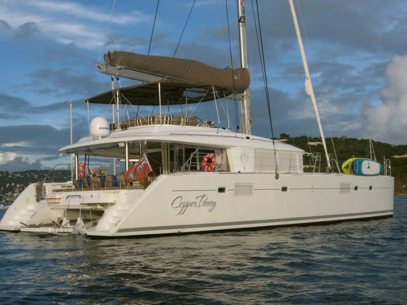 Luxury catamaran yacht COPPER PENNY cruising in Caribbean with Contact Yachts