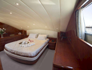 Роскошная моторная лодка FALCON ISLAND в аренду в Греции с компанией Contact Yachts