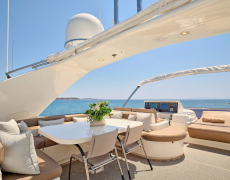 contact-yachts-julie-m_0006