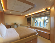 contact-yachts-julie-m_0012
