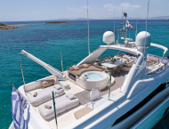 contact-yachts-julie-m_0019