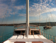 gulet victoria for rent in sardinia