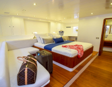 contact-yachts-ubi-bene_0005