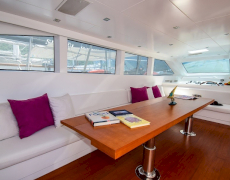 contact-yachts-ubi-bene_0006